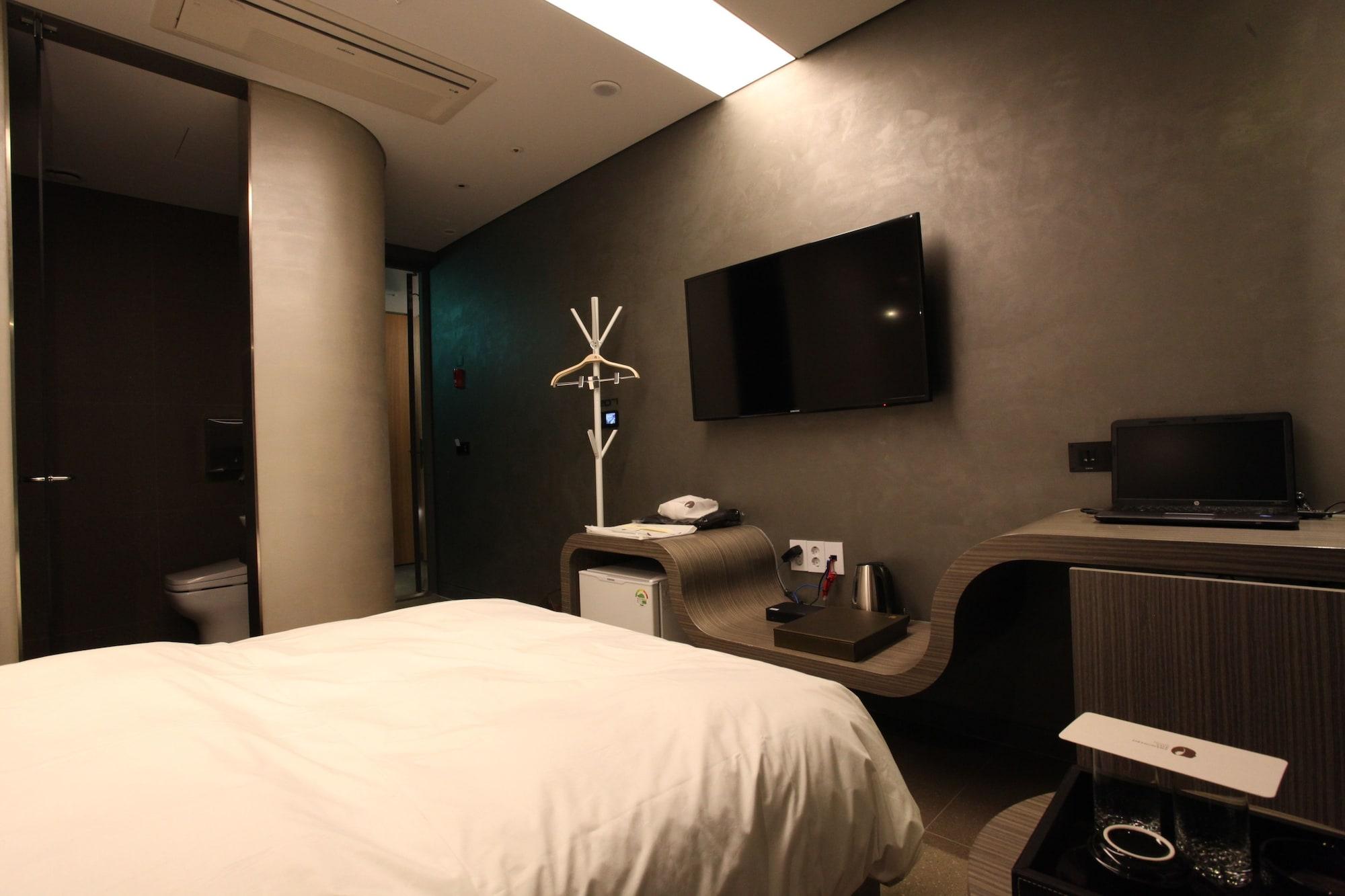 Hotel The Designers Hongdae Сеул Екстериор снимка