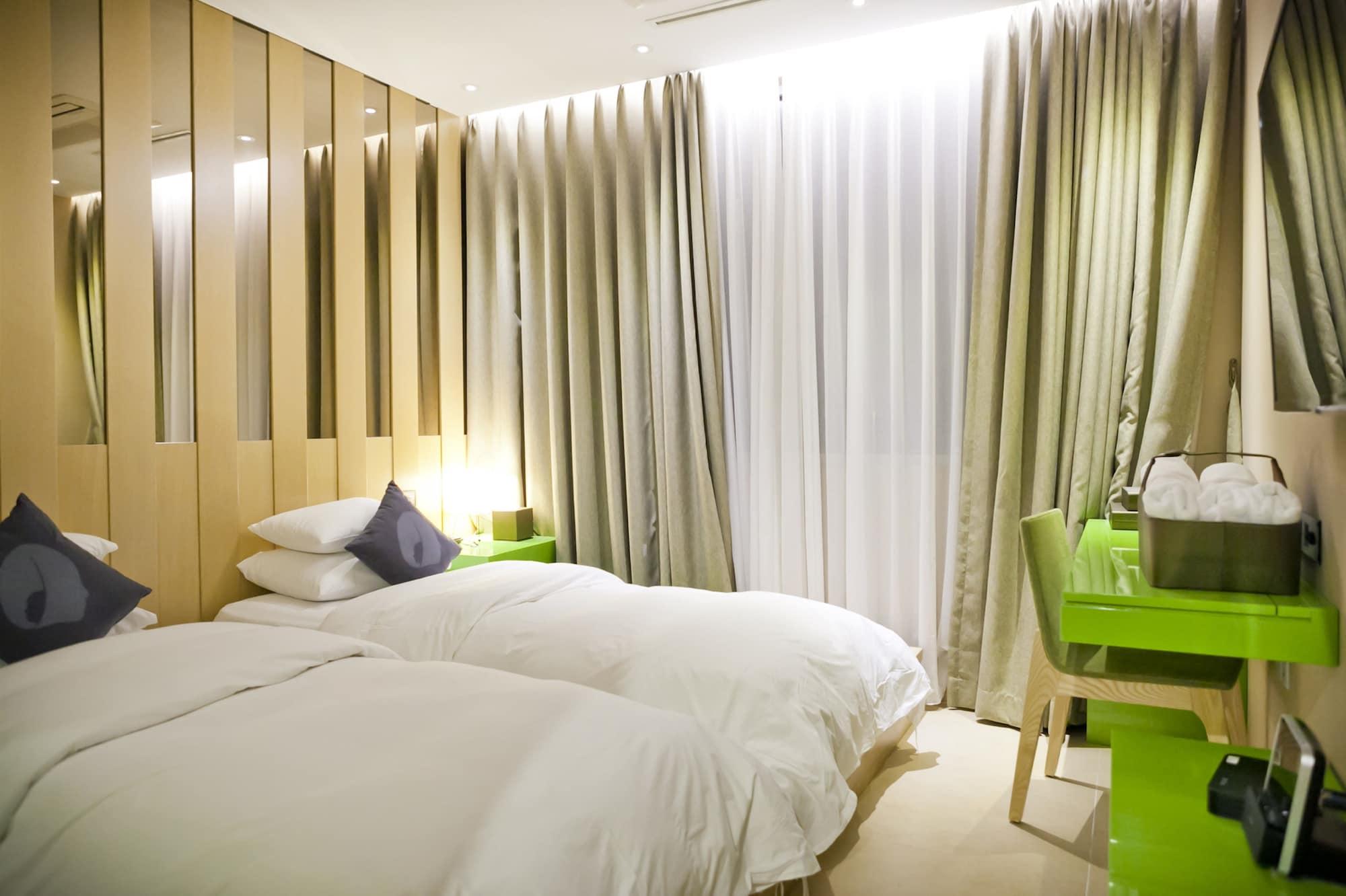 Hotel The Designers Hongdae Сеул Екстериор снимка