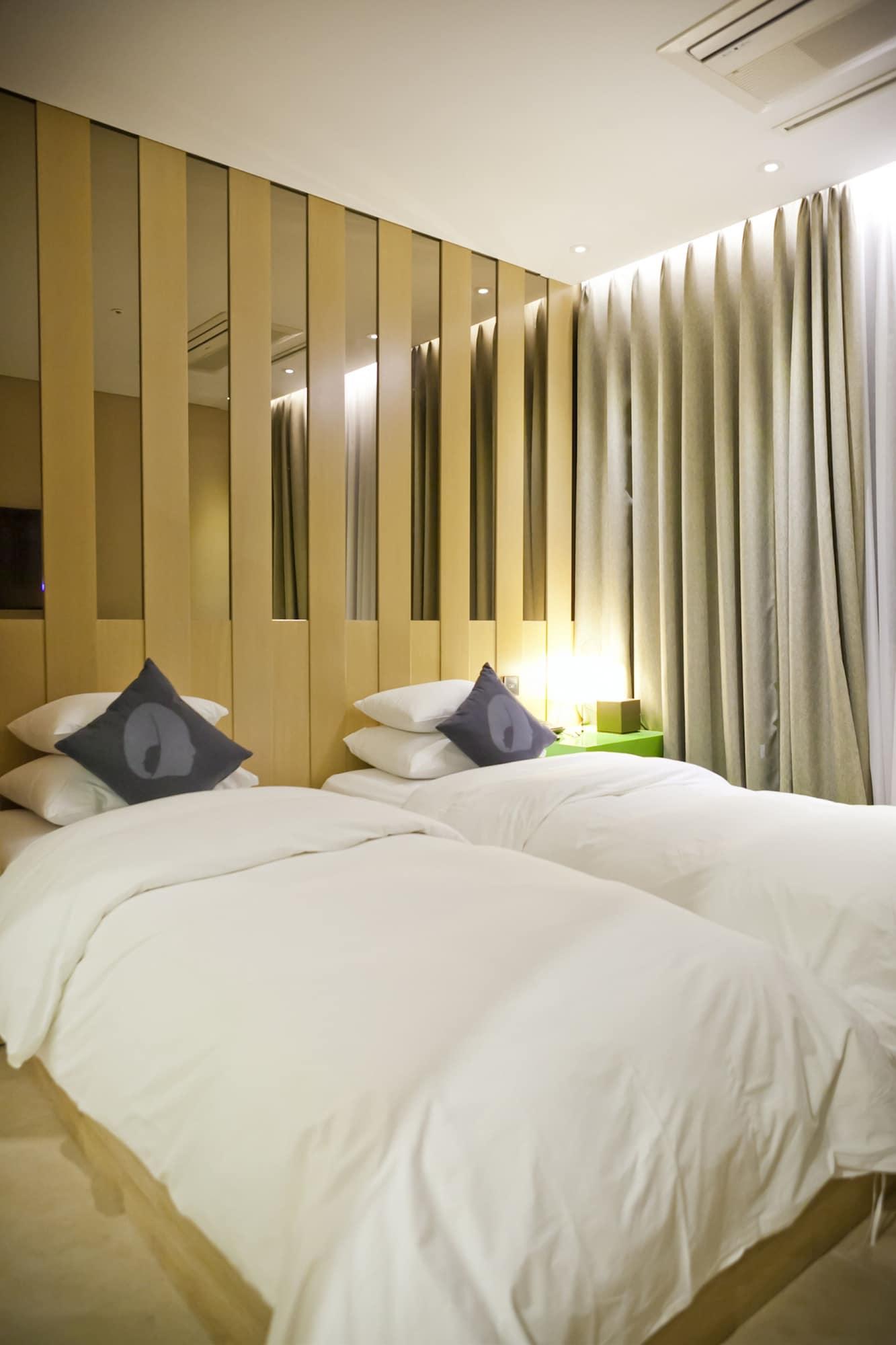 Hotel The Designers Hongdae Сеул Екстериор снимка