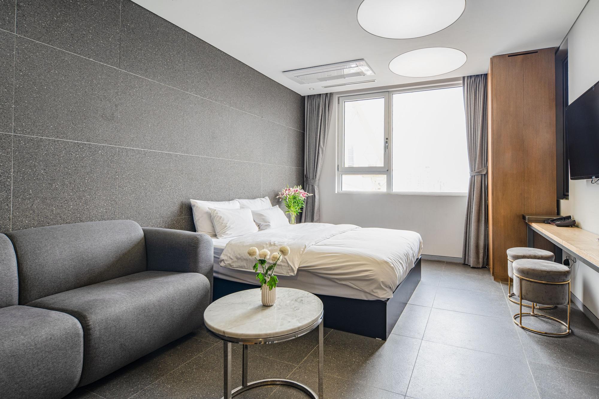 Hotel The Designers Hongdae Сеул Екстериор снимка