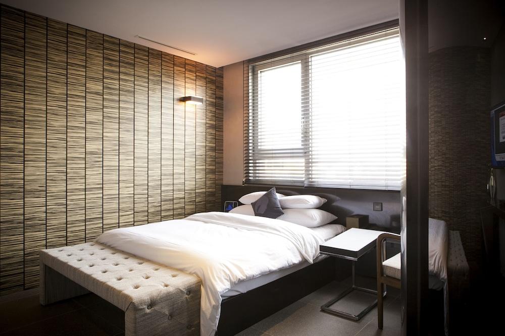 Hotel The Designers Hongdae Сеул Екстериор снимка