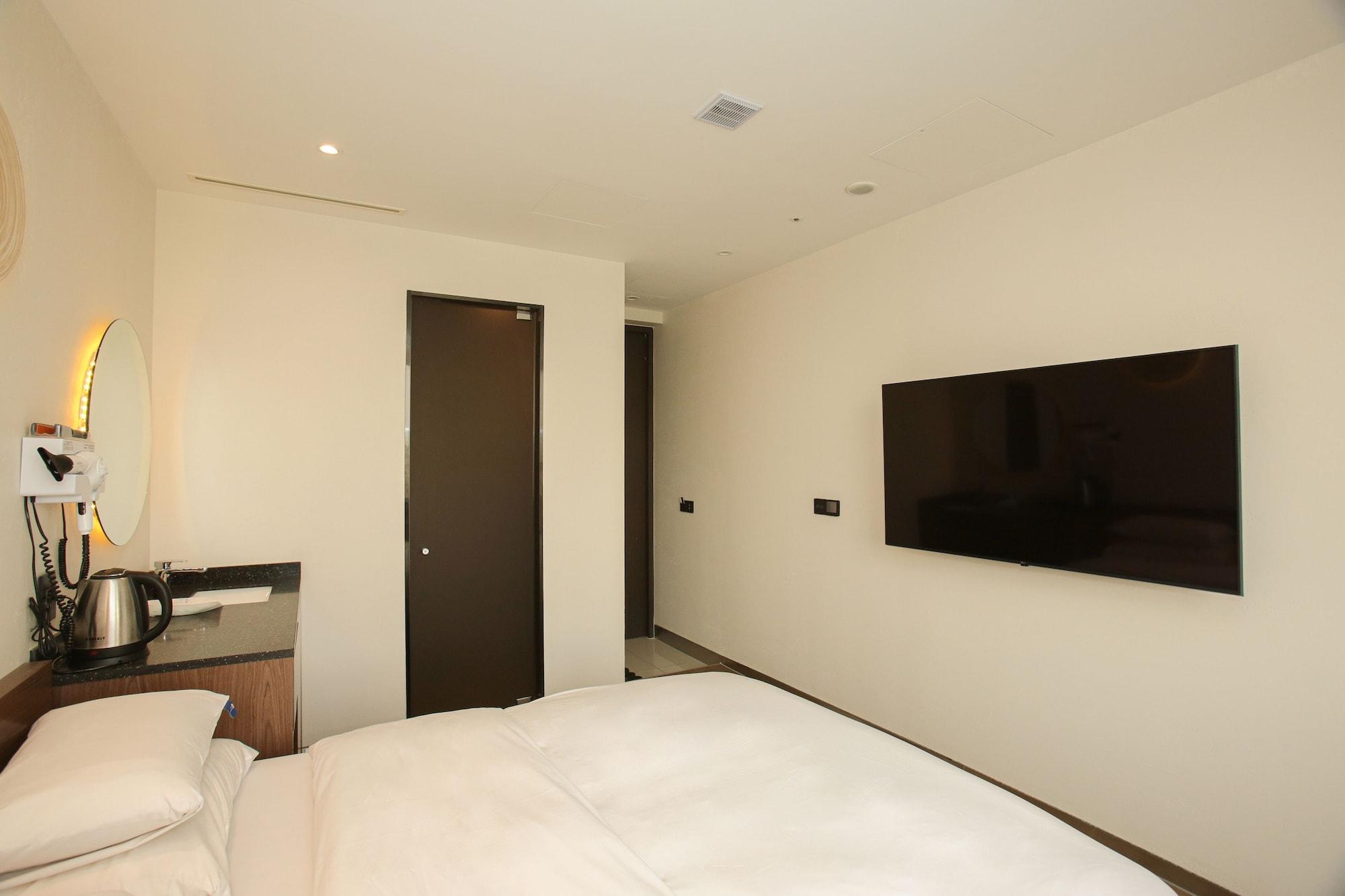 Hotel The Designers Hongdae Сеул Екстериор снимка