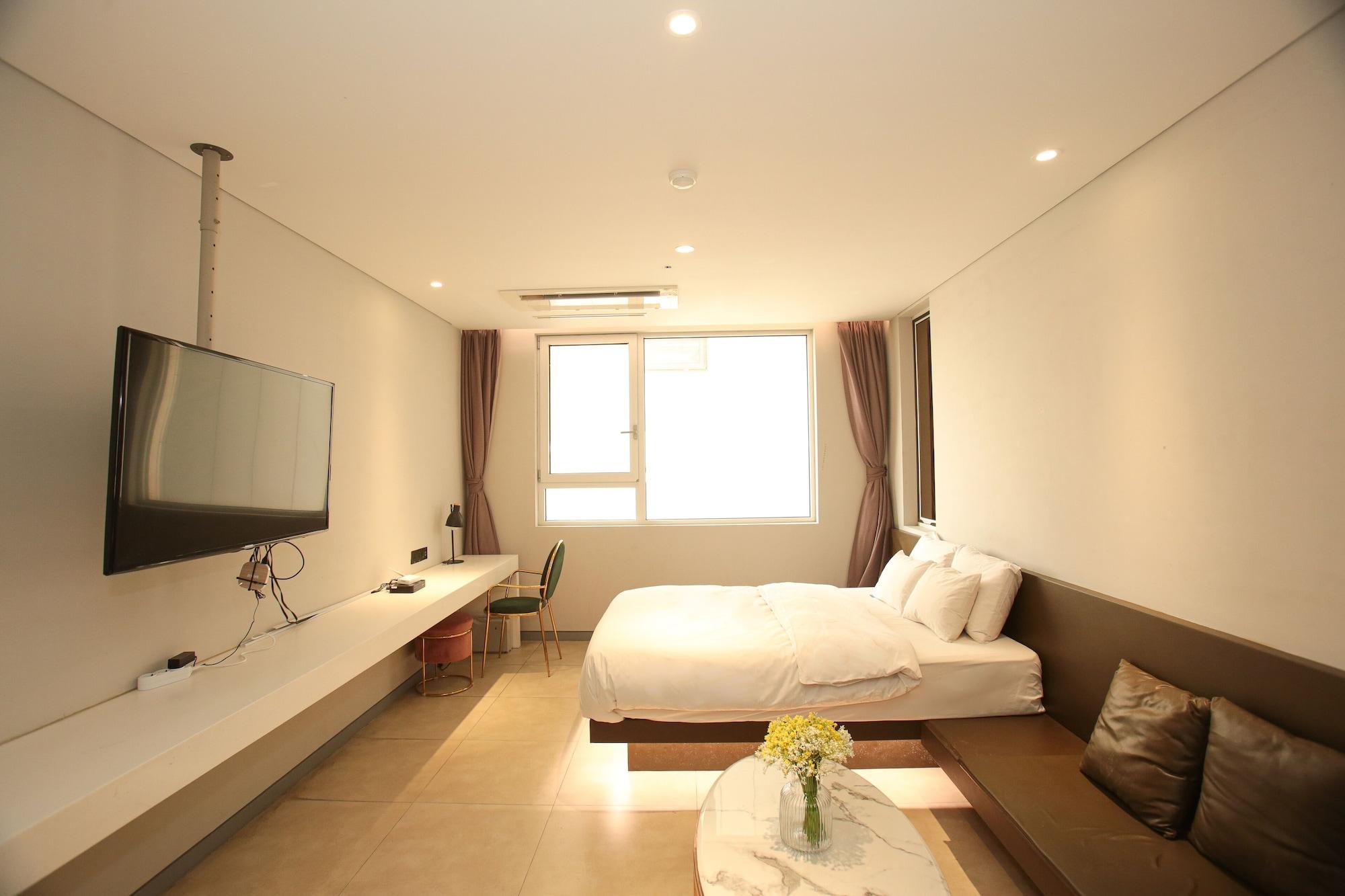 Hotel The Designers Hongdae Сеул Екстериор снимка