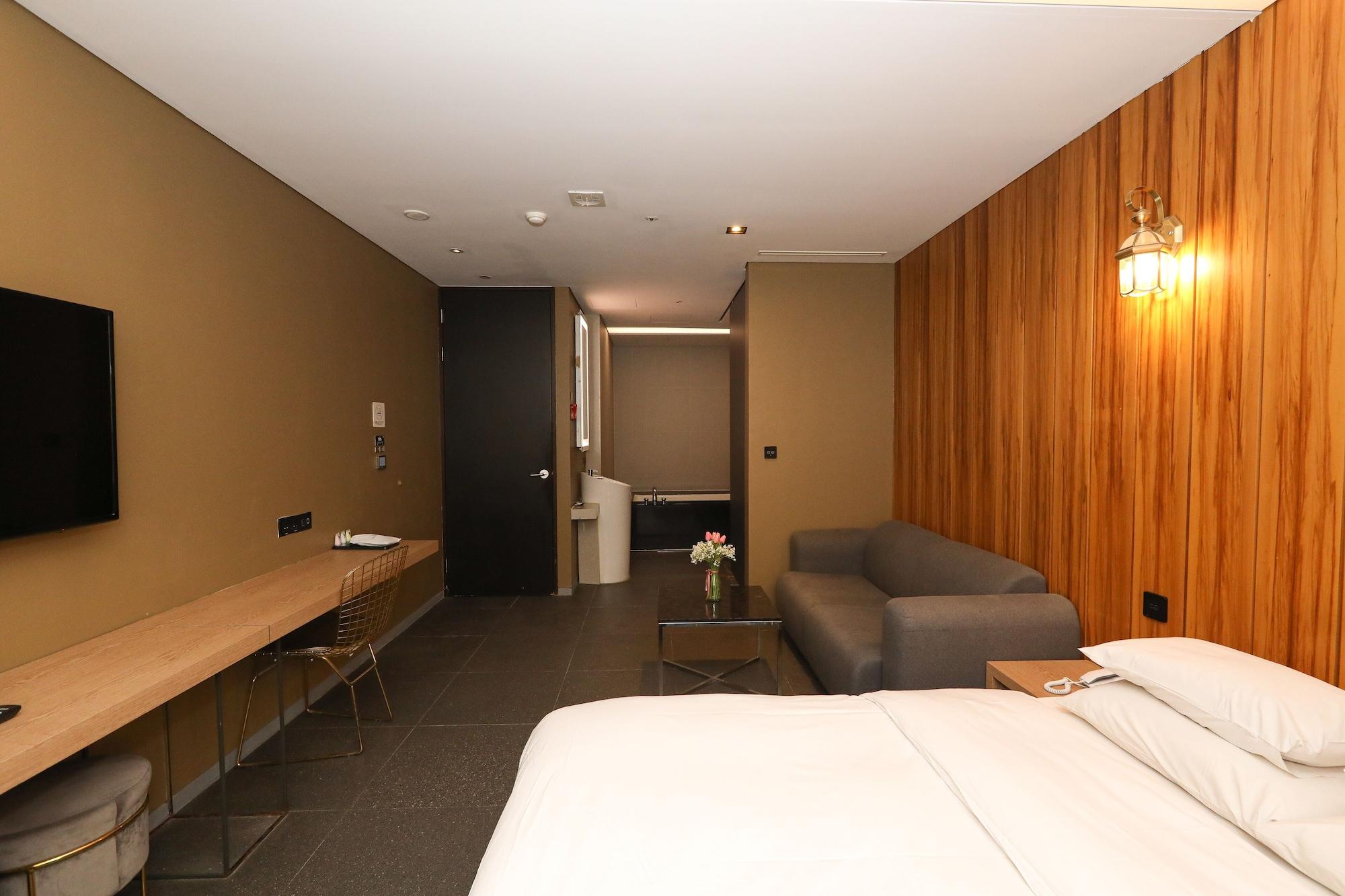 Hotel The Designers Hongdae Сеул Екстериор снимка