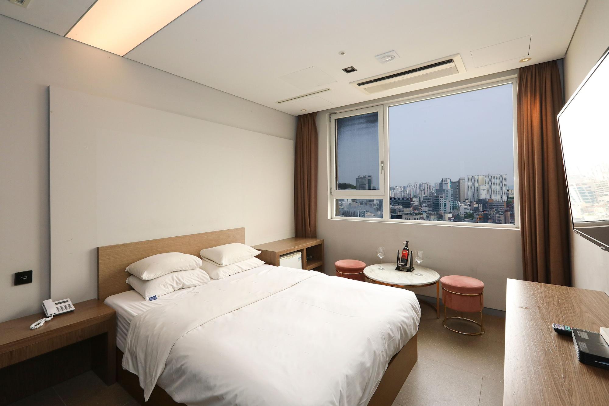 Hotel The Designers Hongdae Сеул Екстериор снимка