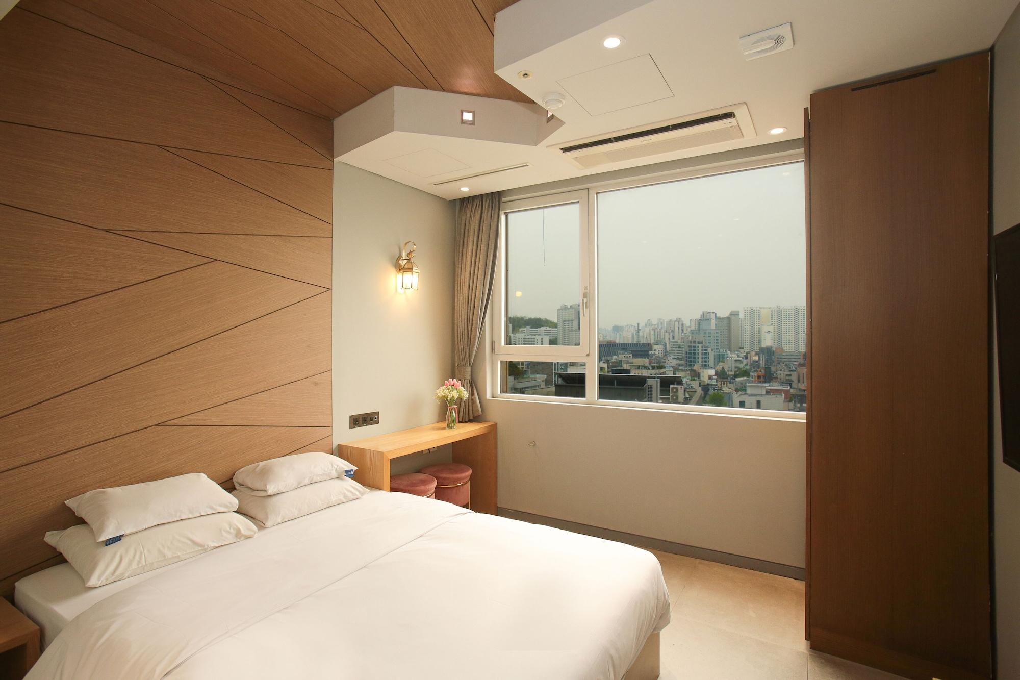 Hotel The Designers Hongdae Сеул Екстериор снимка